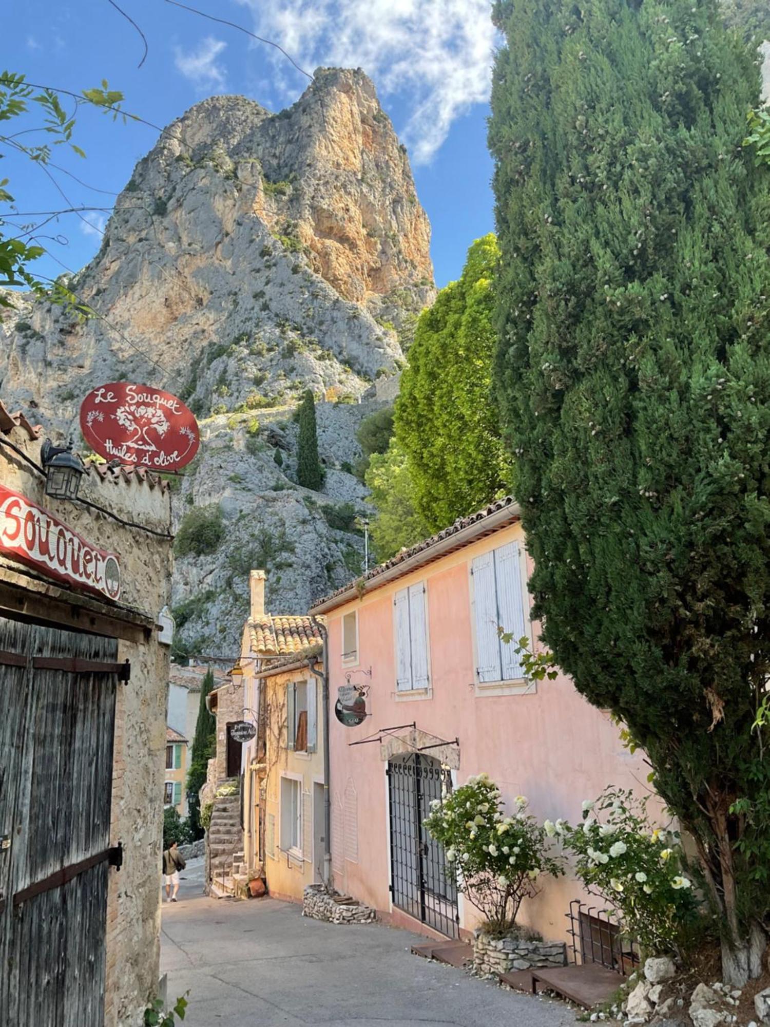 Zofia Appartements - Appartement Avec Cour Privee #1 Moustiers-Sainte-Marie Dış mekan fotoğraf